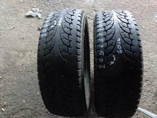 Гуми Зимни 205/65R16, снимка 4 - Гуми и джанти - 13138084