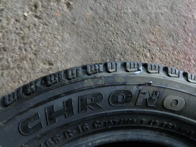 Гуми Зимни 205/65R16, снимка 8 - Гуми и джанти - 13138084