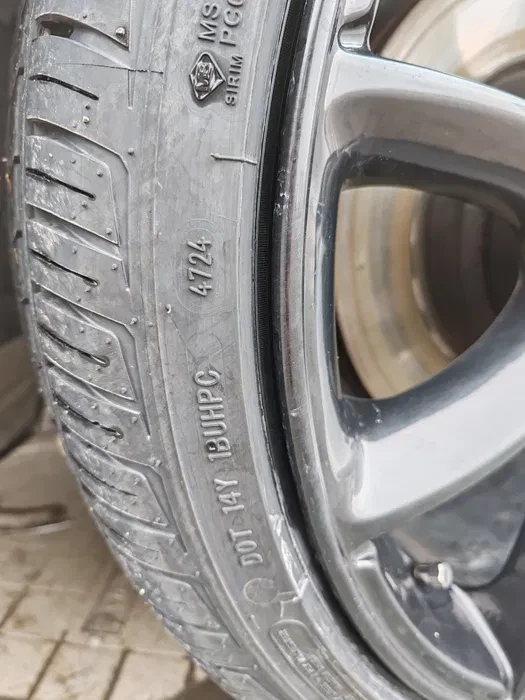 Гуми с джанти Други 235/35R19, снимка 8 - Гуми и джанти - 52677217