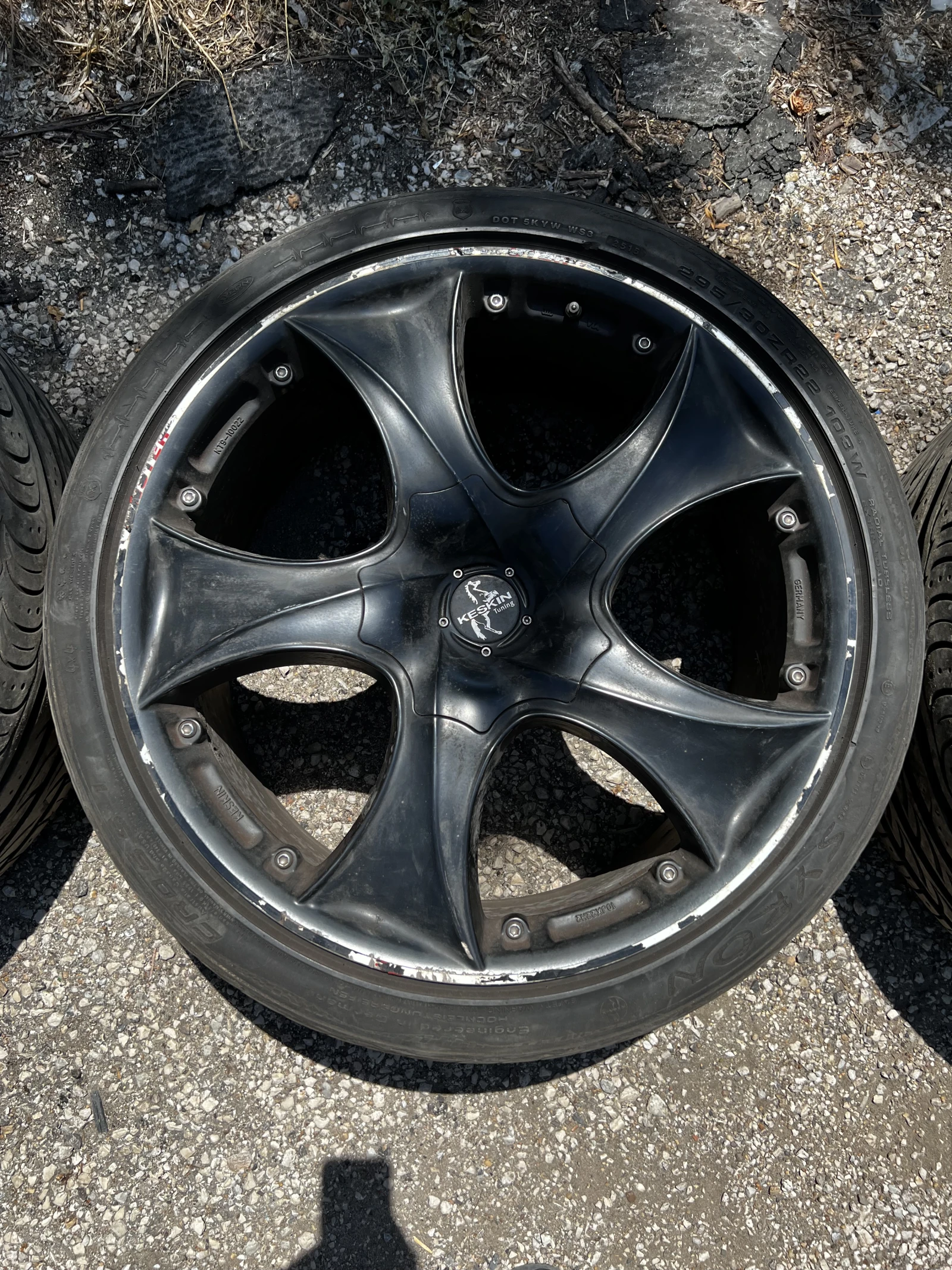 Гуми с джанти Syron 295/30R22, снимка 3 - Гуми и джанти - 55101257