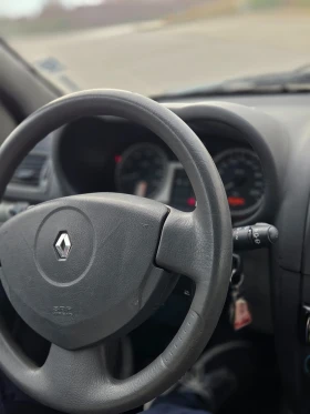 Renault Clio 1.4i Автомат* Облужена* , снимка 11
