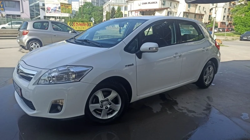 Toyota Auris 1.8 хибрид, снимка 3 - Автомобили и джипове - 47923858