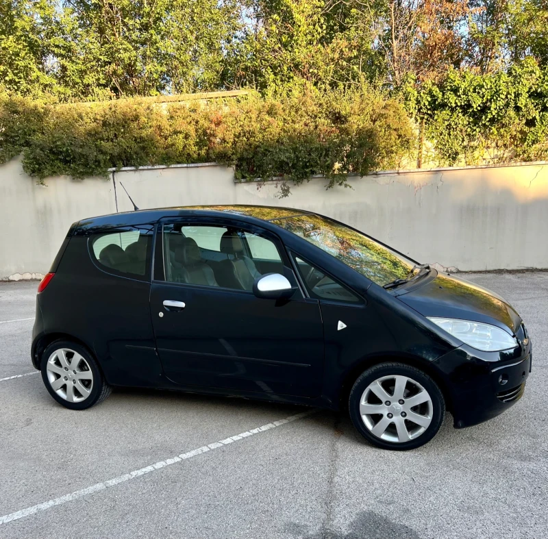 Mitsubishi Colt, снимка 1 - Автомобили и джипове - 46759880