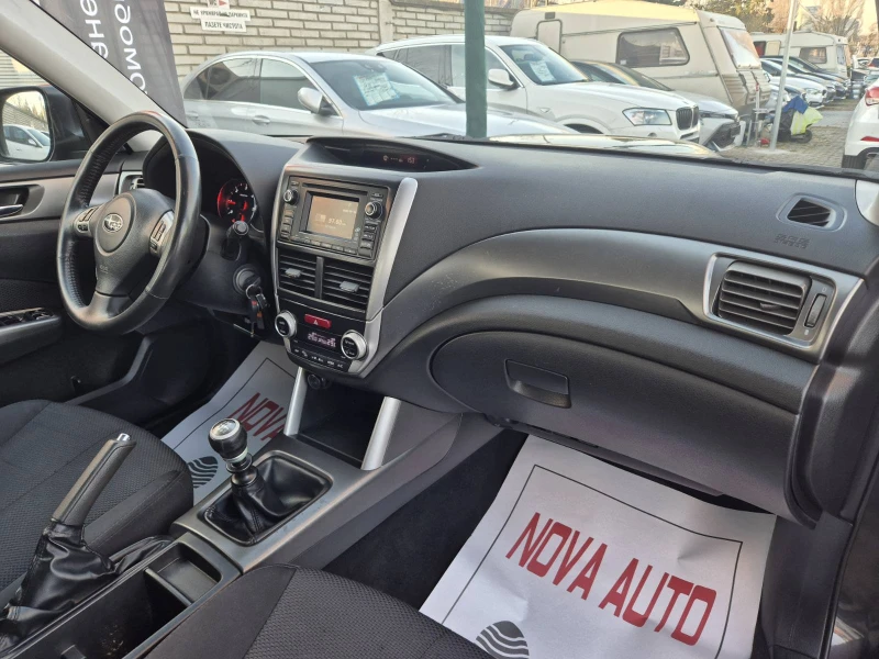 Subaru Forester 2.0D-4x4-NAVI, снимка 12 - Автомобили и джипове - 48118942