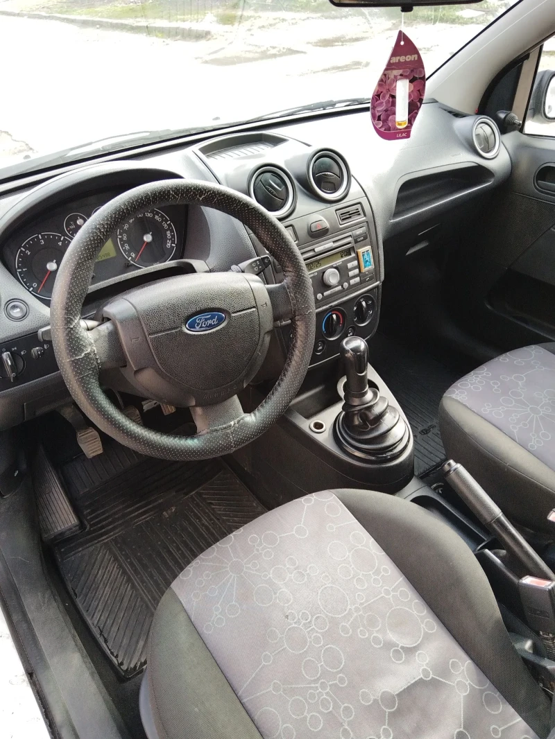 Ford Fiesta, снимка 10 - Автомобили и джипове - 48954703