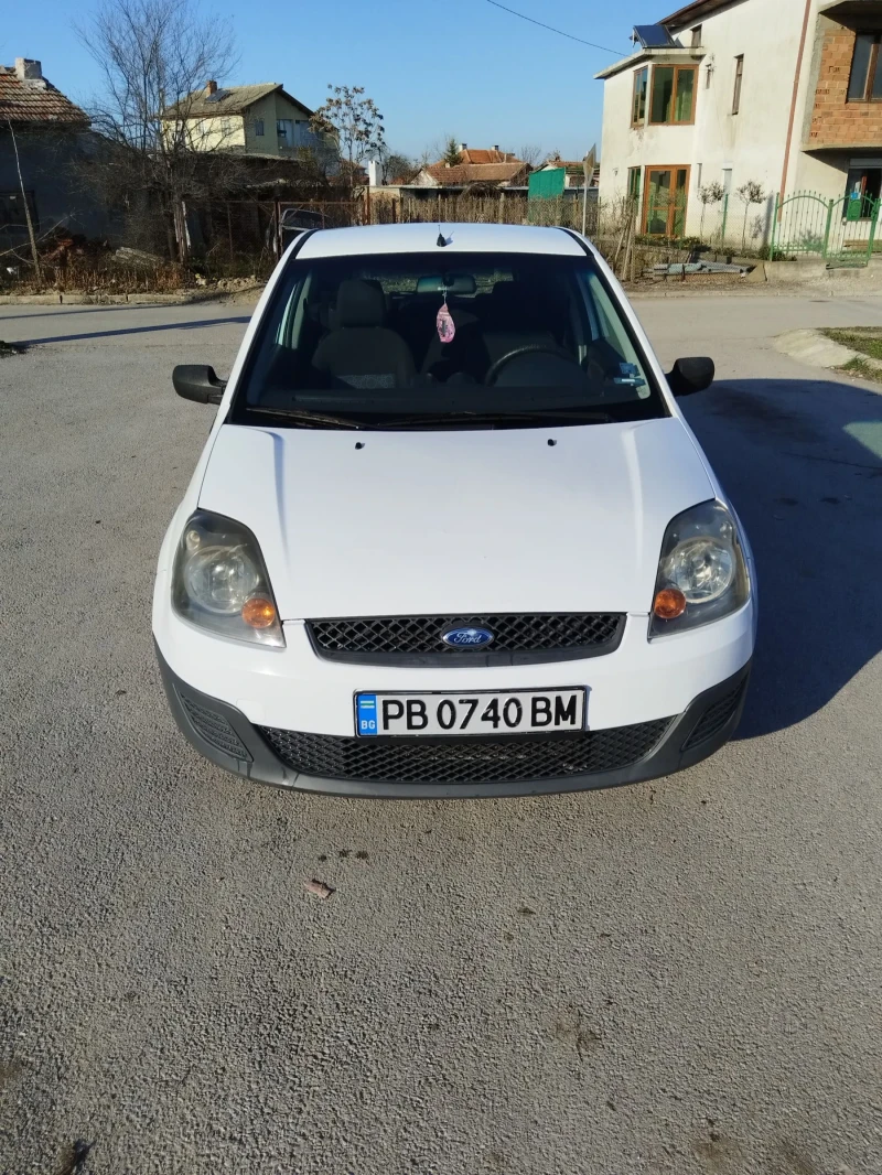 Ford Fiesta, снимка 1 - Автомобили и джипове - 48954703