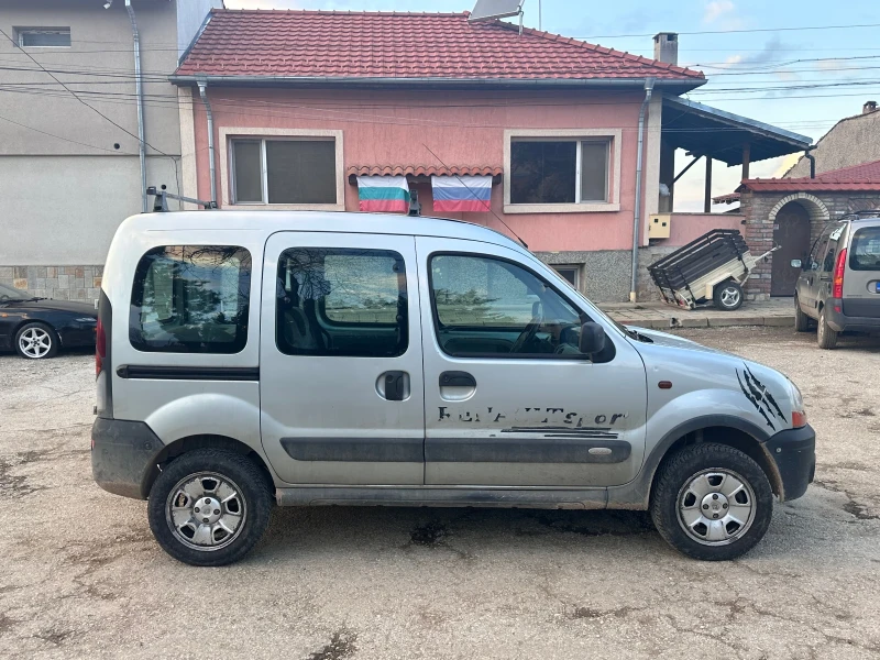 Renault Kangoo 1.6 БЕНЗИН ГАЗ 4Х4 , снимка 6 - Автомобили и джипове - 49348176