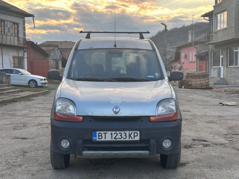 Renault Kangoo 1.6 БЕНЗИН ГАЗ 4Х4 , снимка 8 - Автомобили и джипове - 49348176