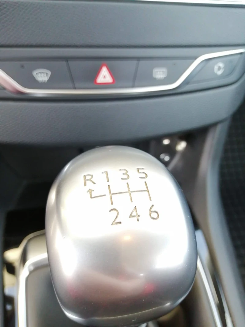 Peugeot 308, снимка 5 - Автомобили и джипове - 51810734