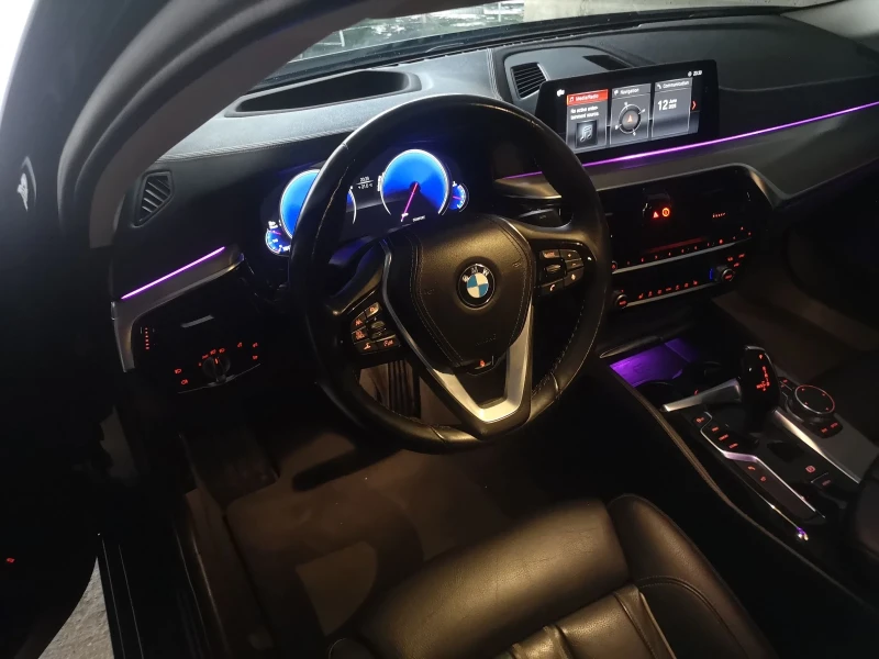 BMW 530 G30 Luxury line, снимка 15 - Автомобили и джипове - 51472687