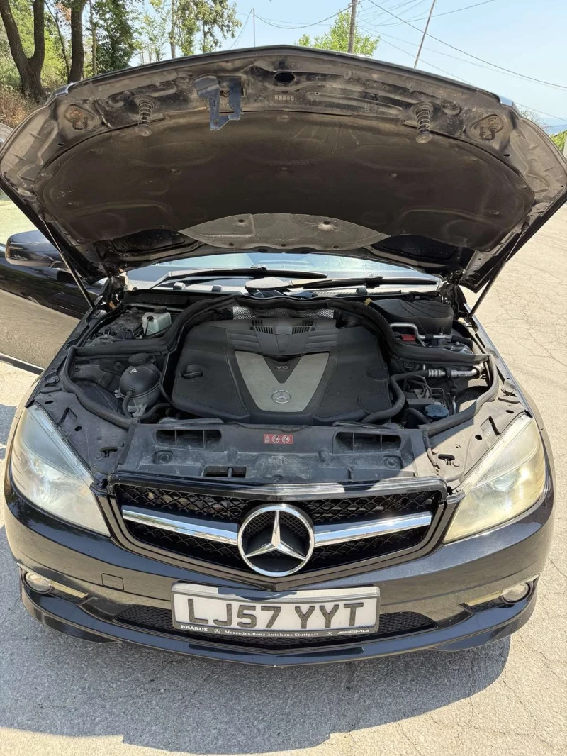 Mercedes-Benz C 320, снимка 8 - Автомобили и джипове - 52542271