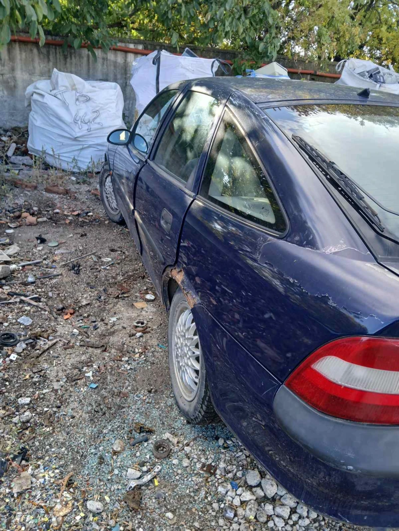 Opel Vectra B, снимка 3 - Автомобили и джипове - 52006738