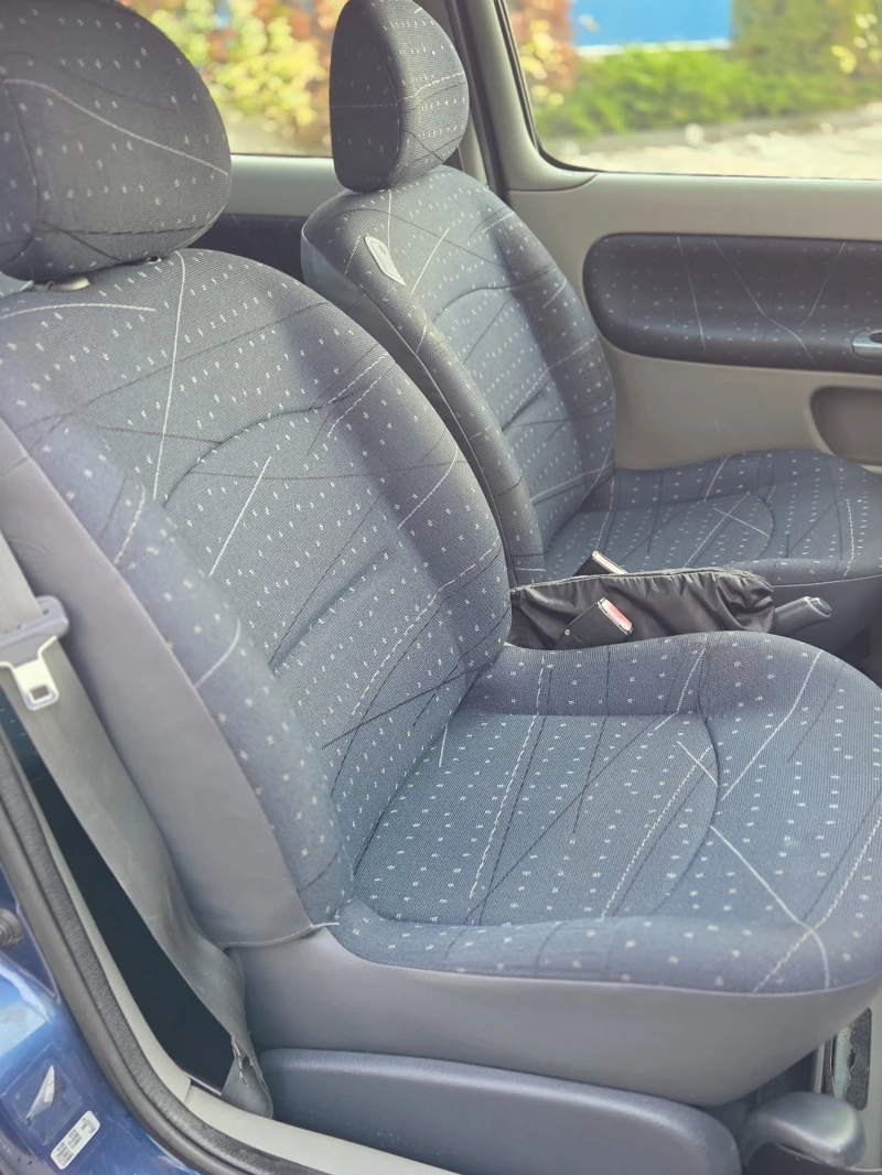 Renault Clio 1.4i Автомат* Облужена* , снимка 13 - Автомобили и джипове - 52847198