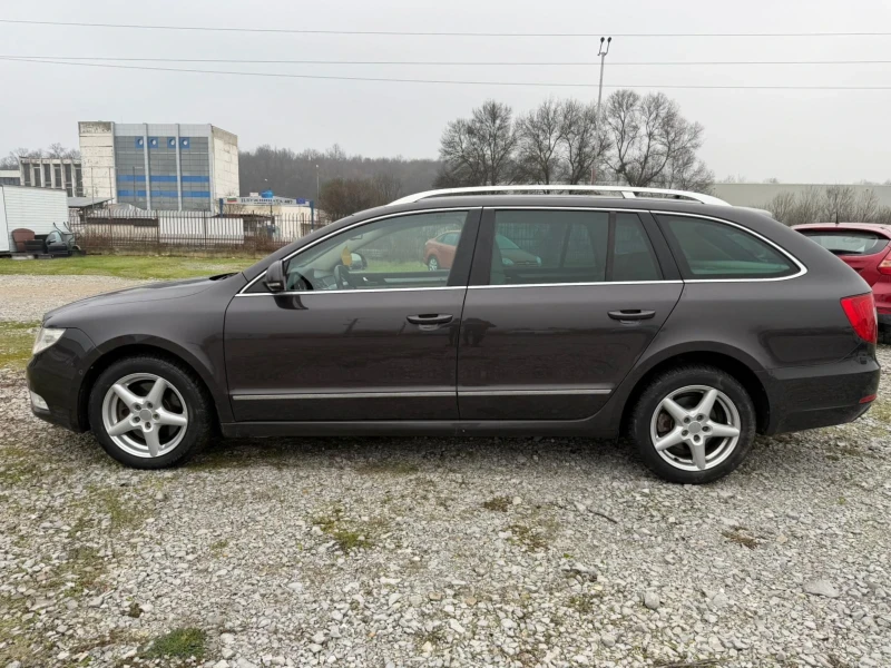 Skoda Superb 2.0 TDI - 4x4, снимка 4 - Автомобили и джипове - 52857938