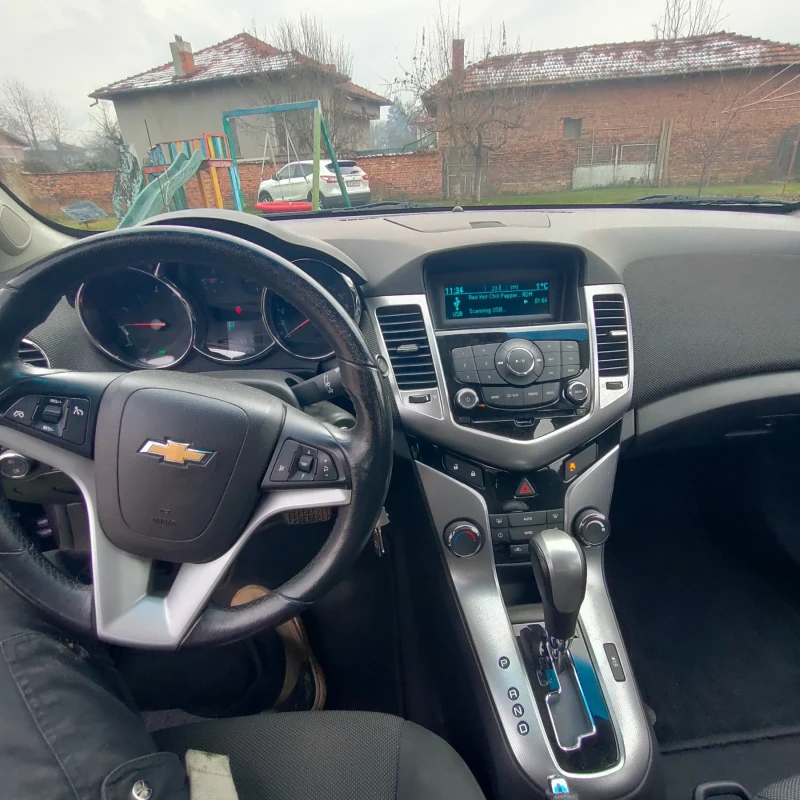Chevrolet Cruze, снимка 6 - Автомобили и джипове - 53215737