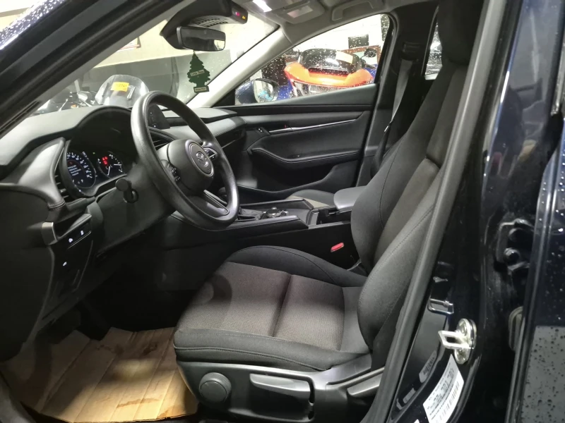 Mazda 3 GX| 2.5L| CARFAX| БЕЗ ПЪРВОНАЧАЛНА ВНОСКА| , снимка 7 - Автомобили и джипове - 53464495