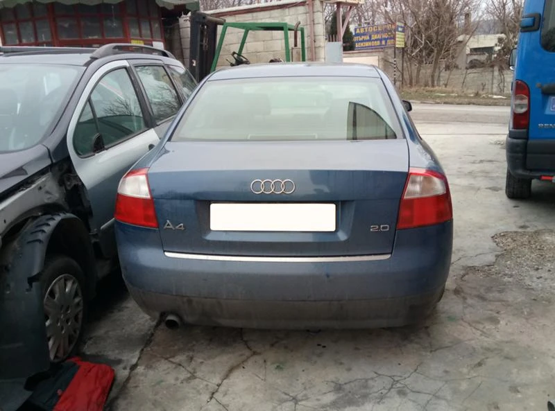 Audi A4 2,0i ALT, снимка 11 - Автомобили и джипове - 47421508