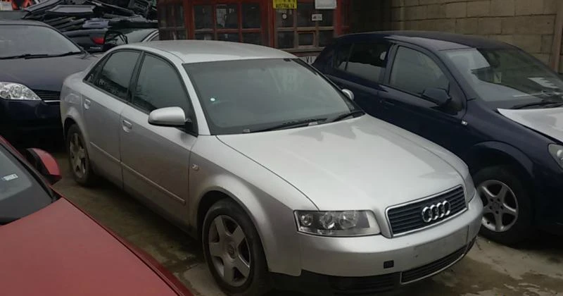 Audi A4 2,0i ALT, снимка 2 - Автомобили и джипове - 48961261