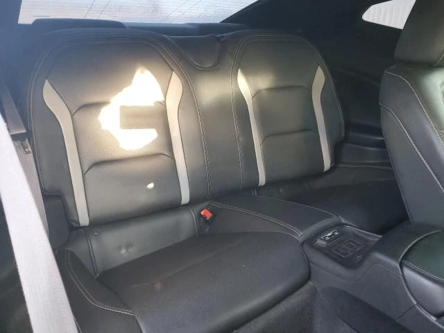 Chevrolet Camaro SS* 6.2L Кожа* НАВИ* , снимка 10 - Автомобили и джипове - 53191813