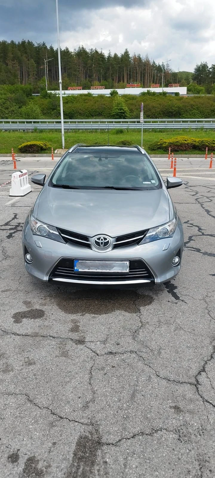 Toyota Auris 2.0 D-4D, Нави, Кмера, Панорама, снимка 2 - Автомобили и джипове - 54652040