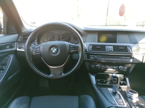 BMW 520, снимка 5 - Автомобили и джипове - 56104562