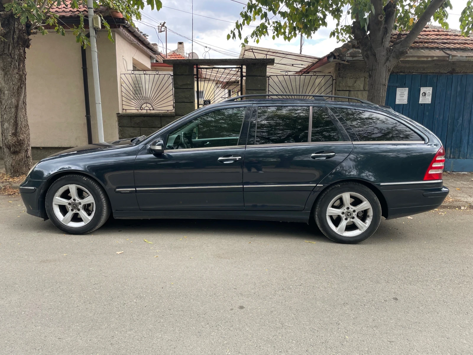 Mercedes-Benz C 220, снимка 1