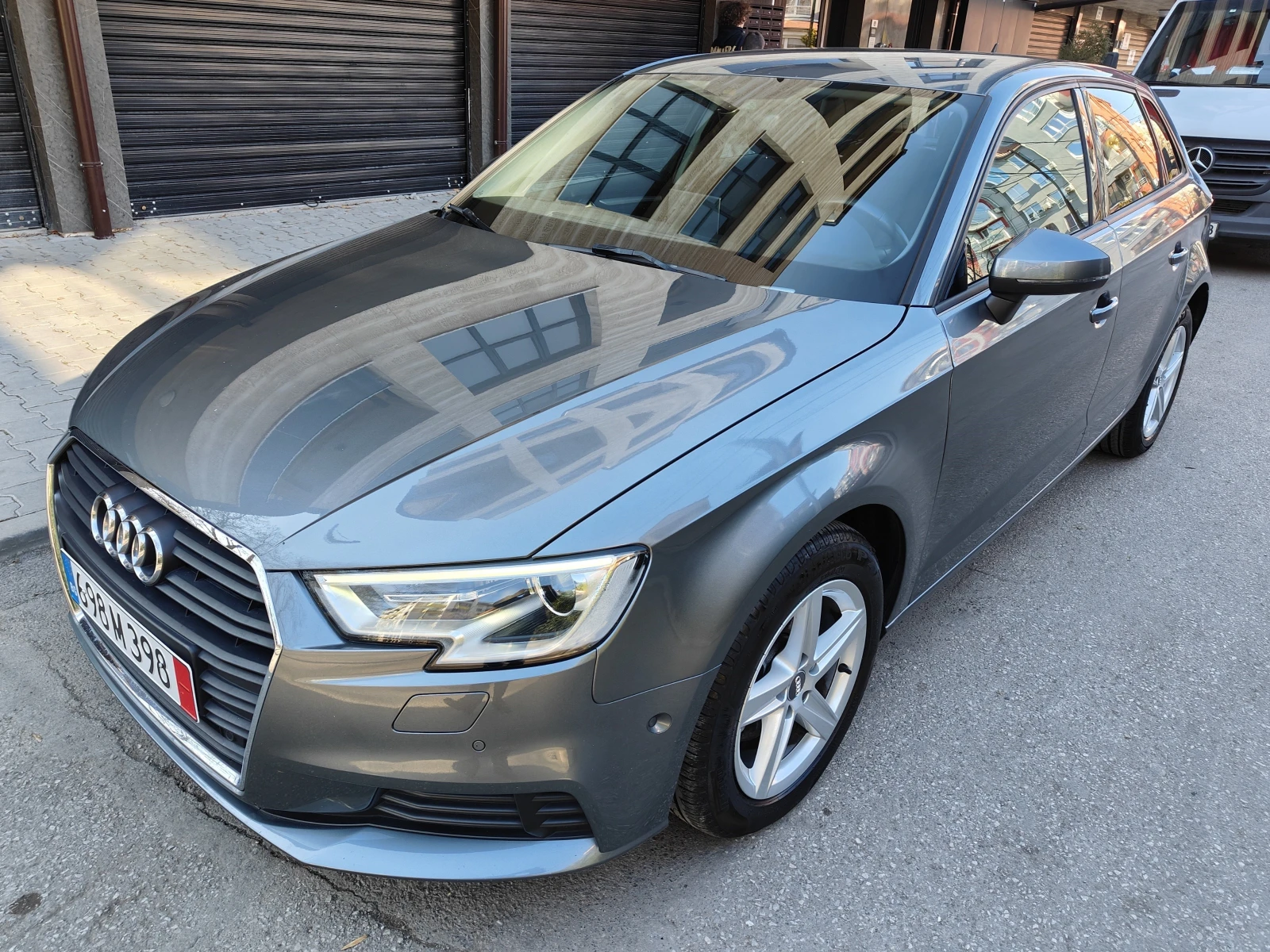 Audi A3 Business - 150 kc., снимка 2 - Автомобили и джипове - 54842800