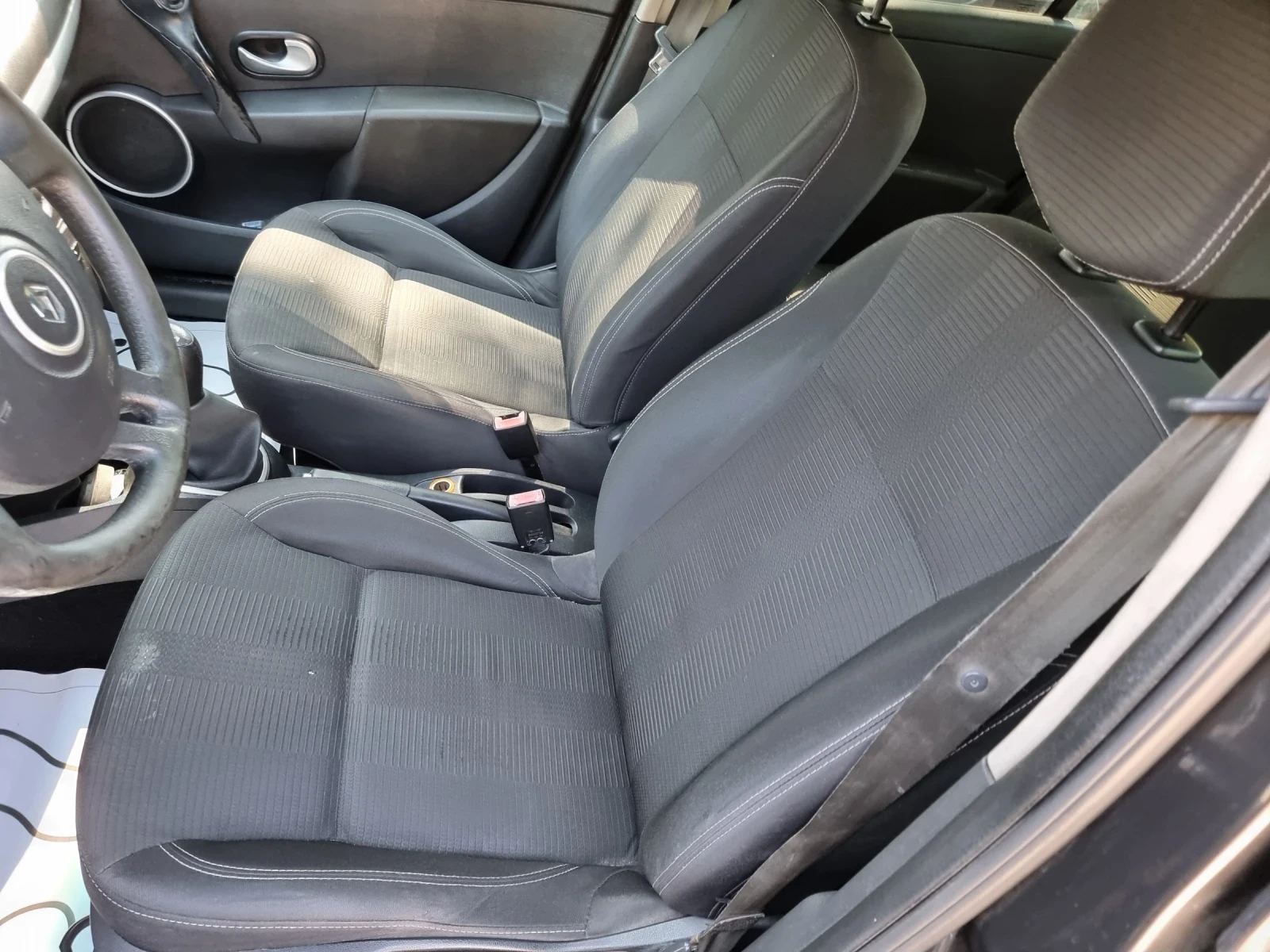 Renault Clio  - изображение 8