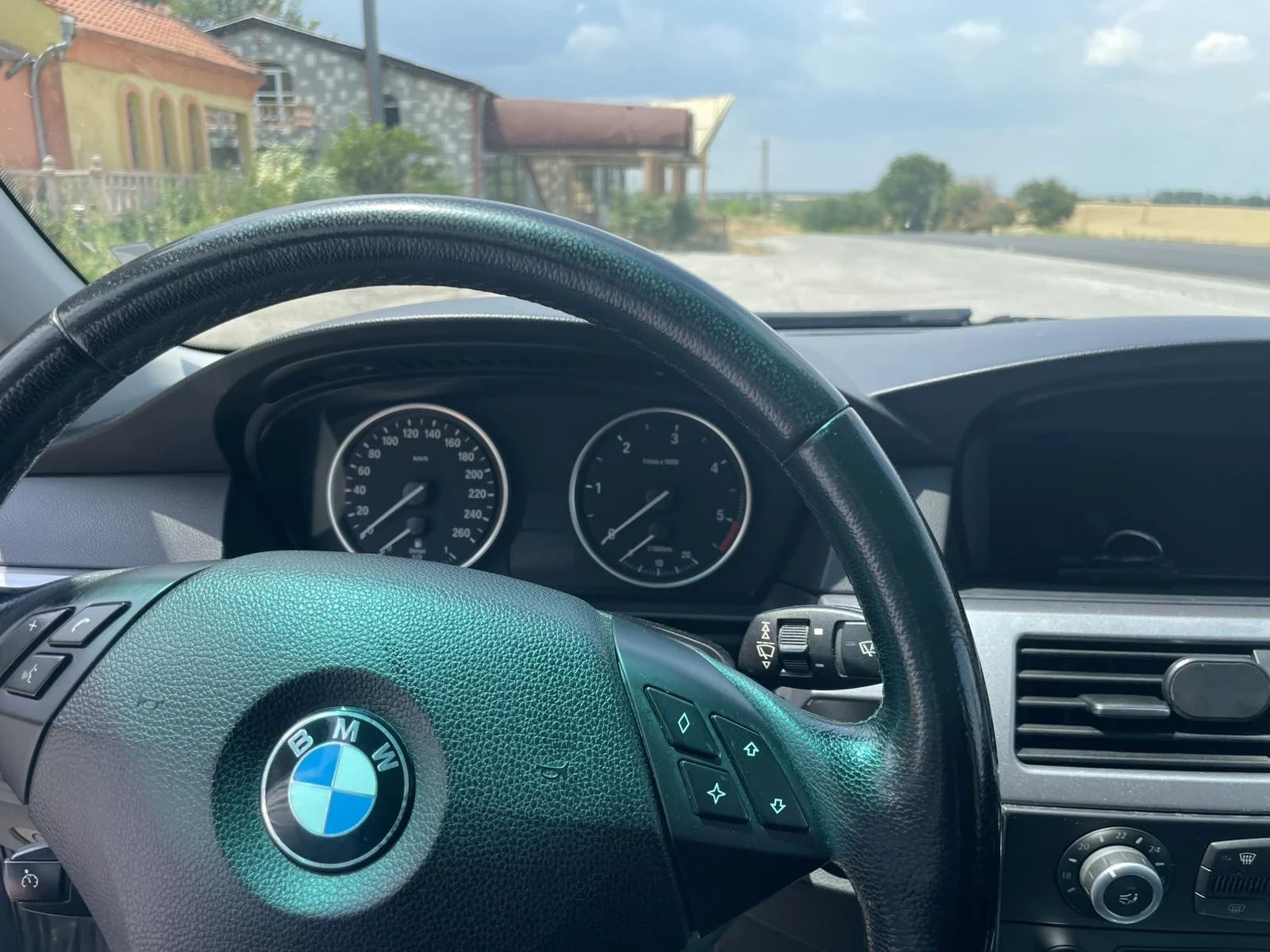 BMW 530  - изображение 8