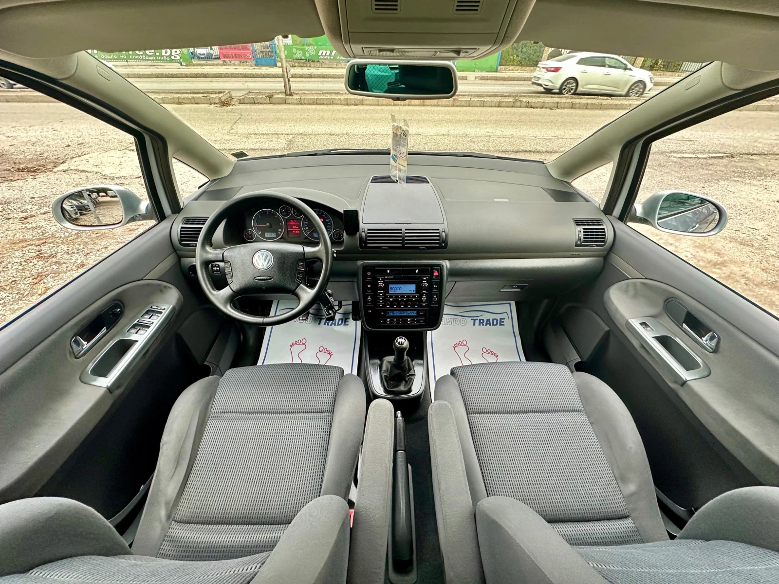 VW Sharan 1.9 TDI-131kc - изображение 9