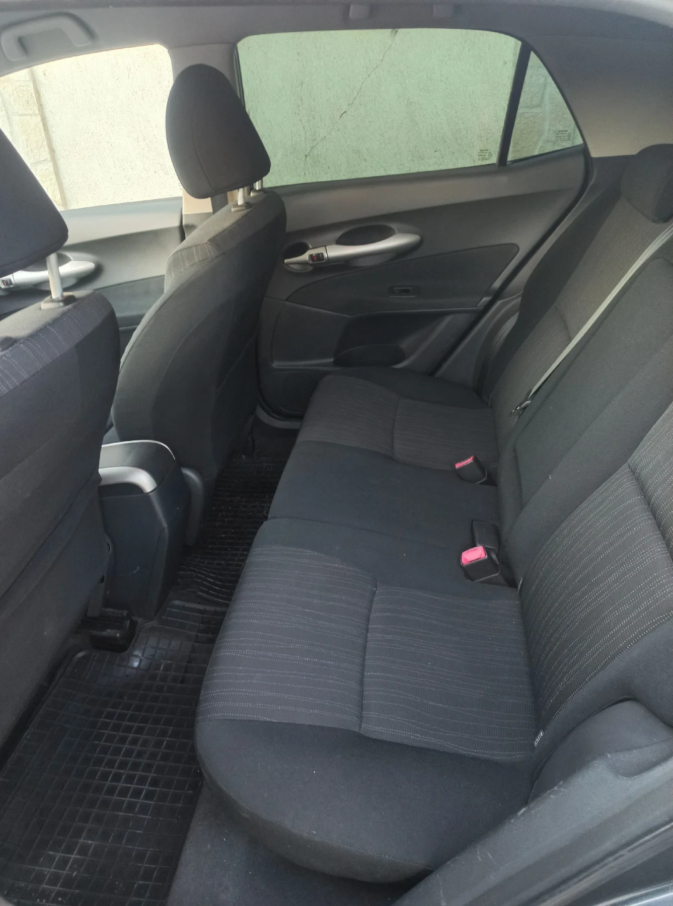 Toyota Auris 2.0 - изображение 7