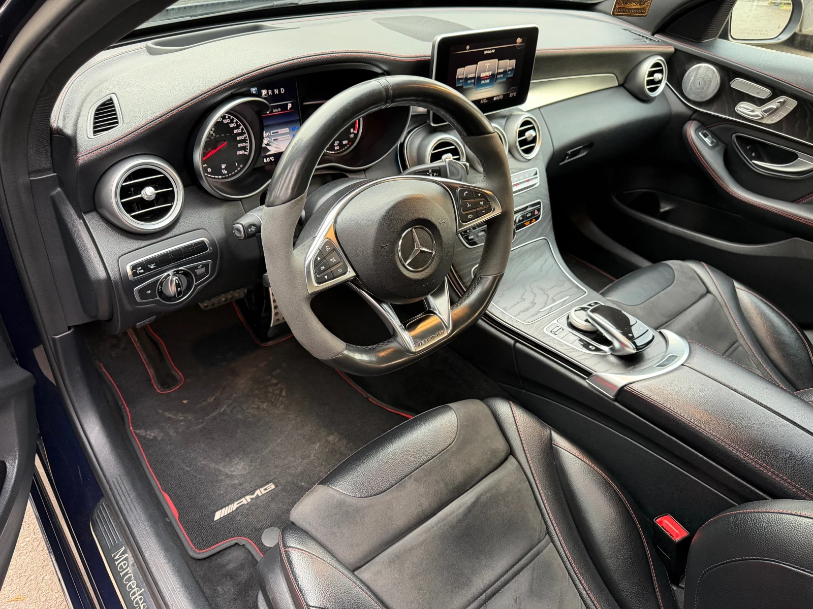 Mercedes-Benz C 450 AMG  - изображение 8