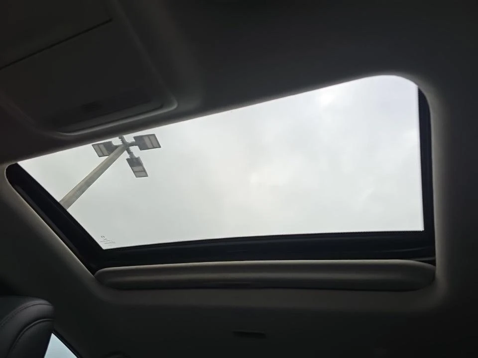 Mazda 3 Sedan, снимка 11 - Автомобили и джипове - 53712560