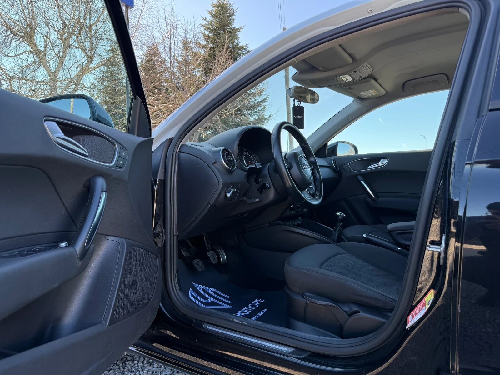 Audi A1 Sportback 1.6 TDI 115kc Face Sport Line Bi-color | Mobile.bg � ����������� 9