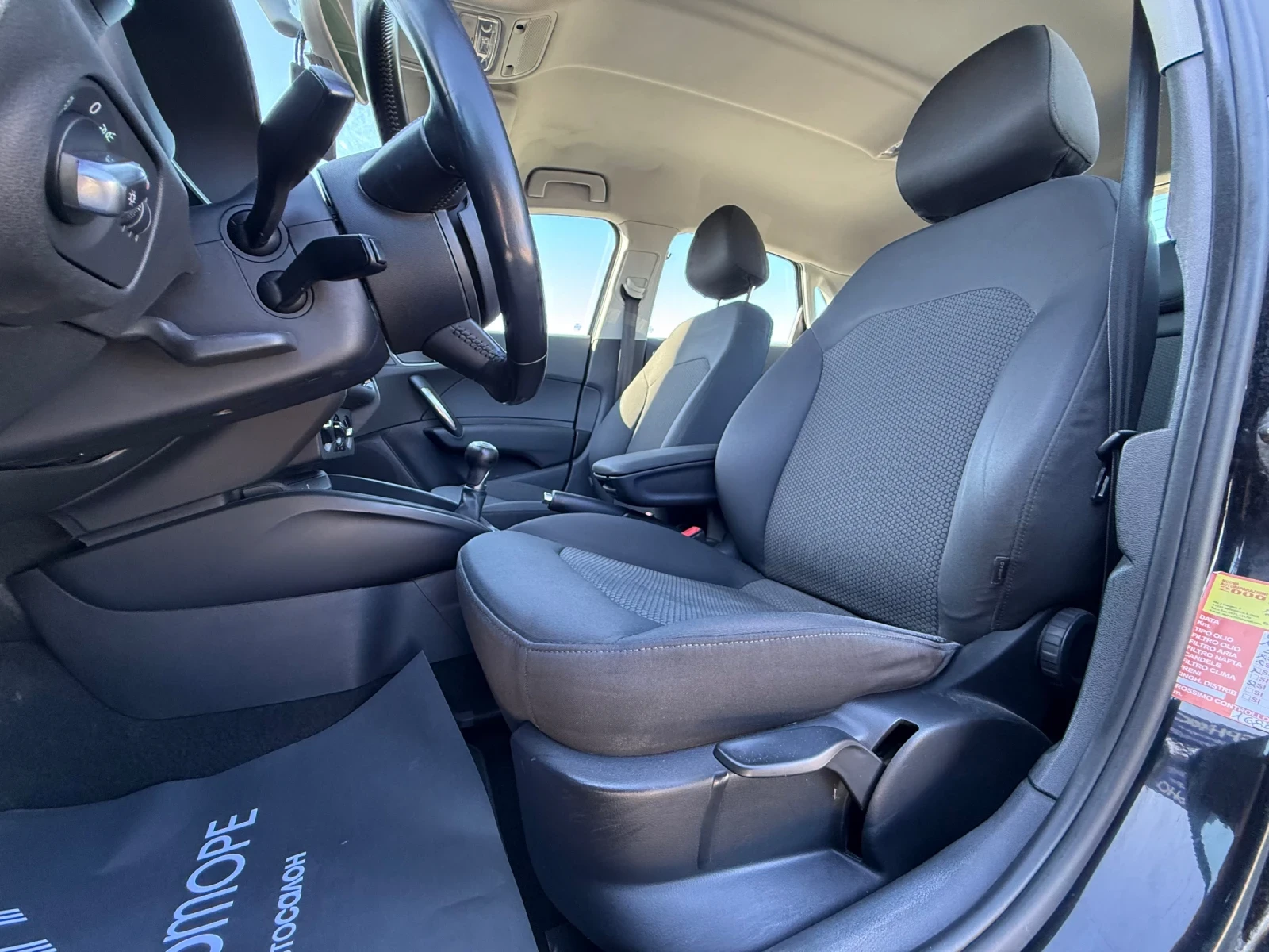 Audi A1 Sportback 1.6 TDI 115kc Face Sport Line Bi-color | Mobile.bg � ����������� 8