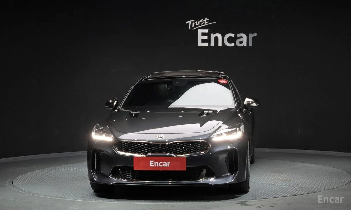 Kia Stinger GT AWD* HEAD-UP* ПАНОРАМА* ОБДУХВАНЕ* 360 КАМЕРИ, снимка 2 - Автомобили и джипове - 53905519