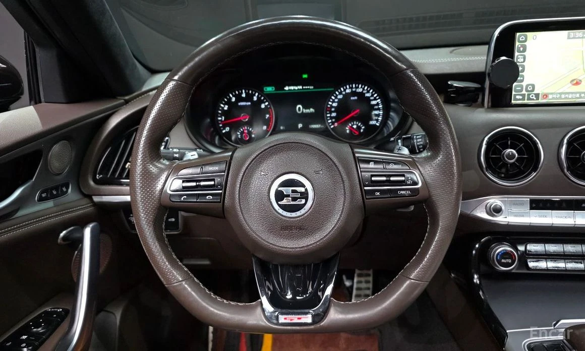 Kia Stinger GT AWD* HEAD-UP* ПАНОРАМА* ОБДУХВАНЕ* 360 КАМЕРИ, снимка 11 - Автомобили и джипове - 53905519