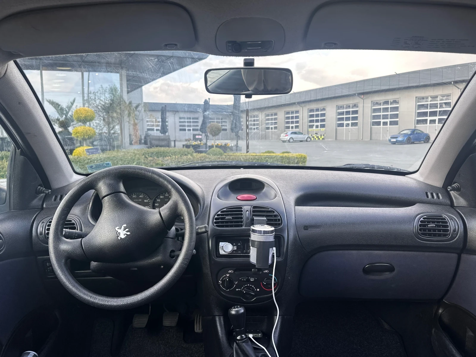 Peugeot 206, снимка 10 - Автомобили и джипове - 54391457