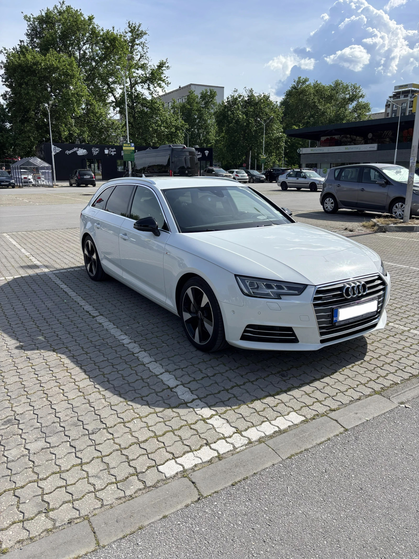 Audi A4, снимка 7 - Автомобили и джипове - 54744172
