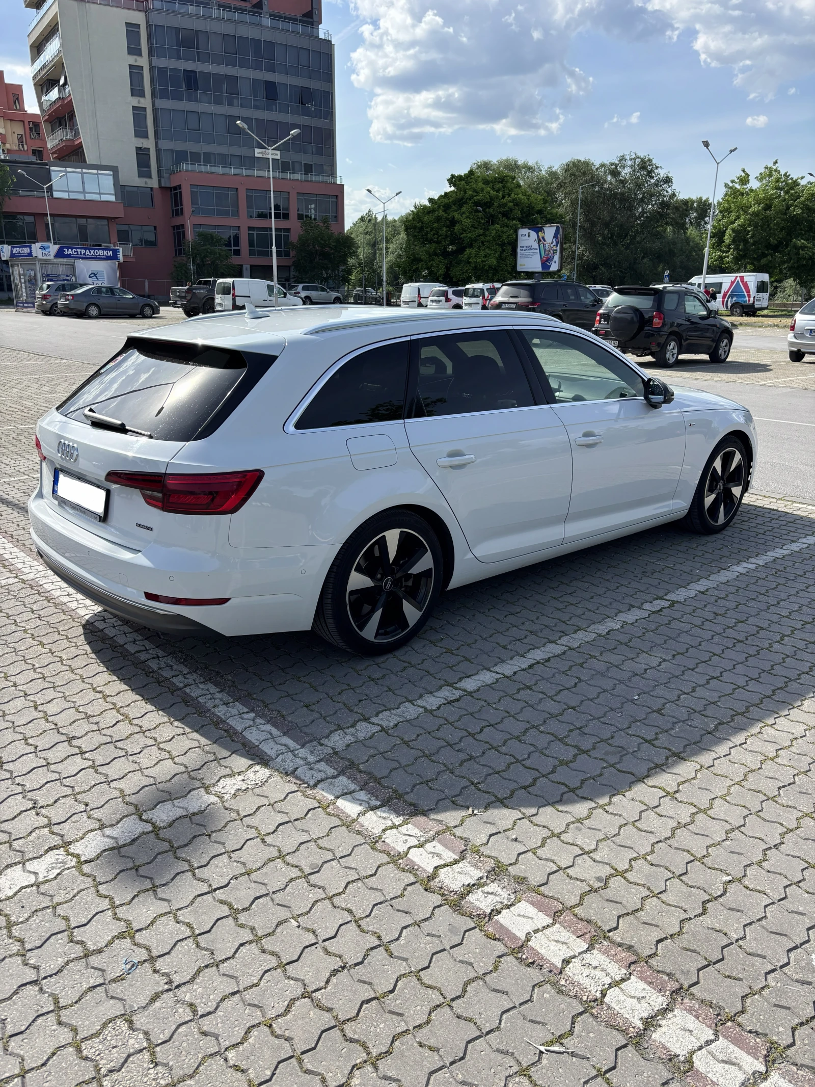 Audi A4, снимка 5 - Автомобили и джипове - 54744172