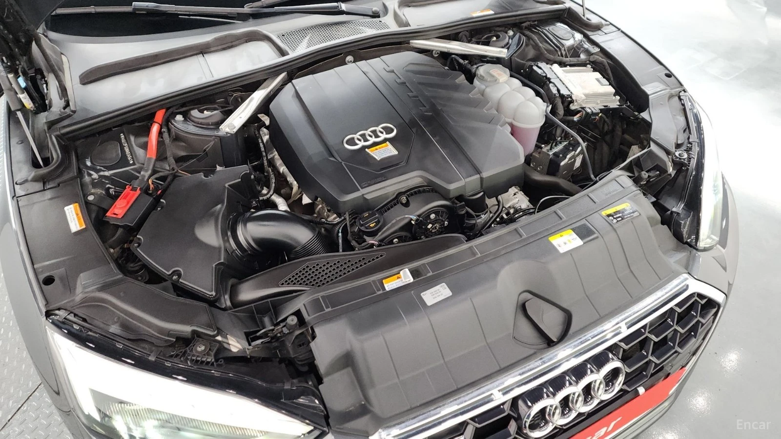 Audi A5 40 TFSI* QUATTRO* PREMIUM SPORTBACK* АВТОКРЕДИТ, снимка 6 - Автомобили и джипове - 55617192