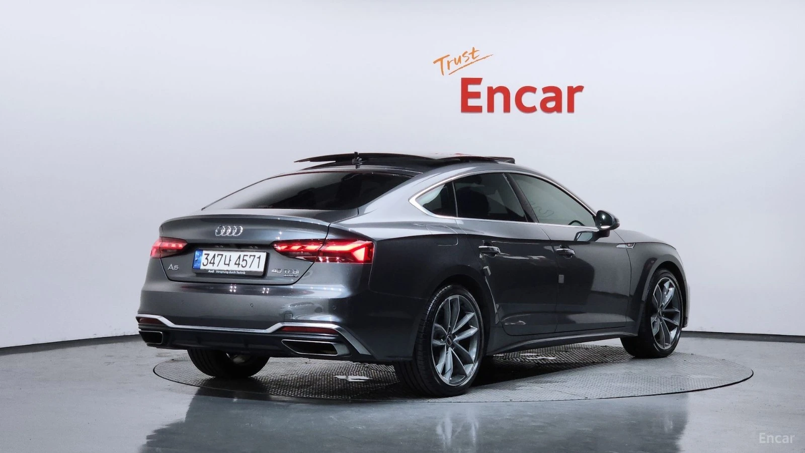 Audi A5 40 TFSI* QUATTRO* PREMIUM SPORTBACK* АВТОКРЕДИТ, снимка 2 - Автомобили и джипове - 55617192