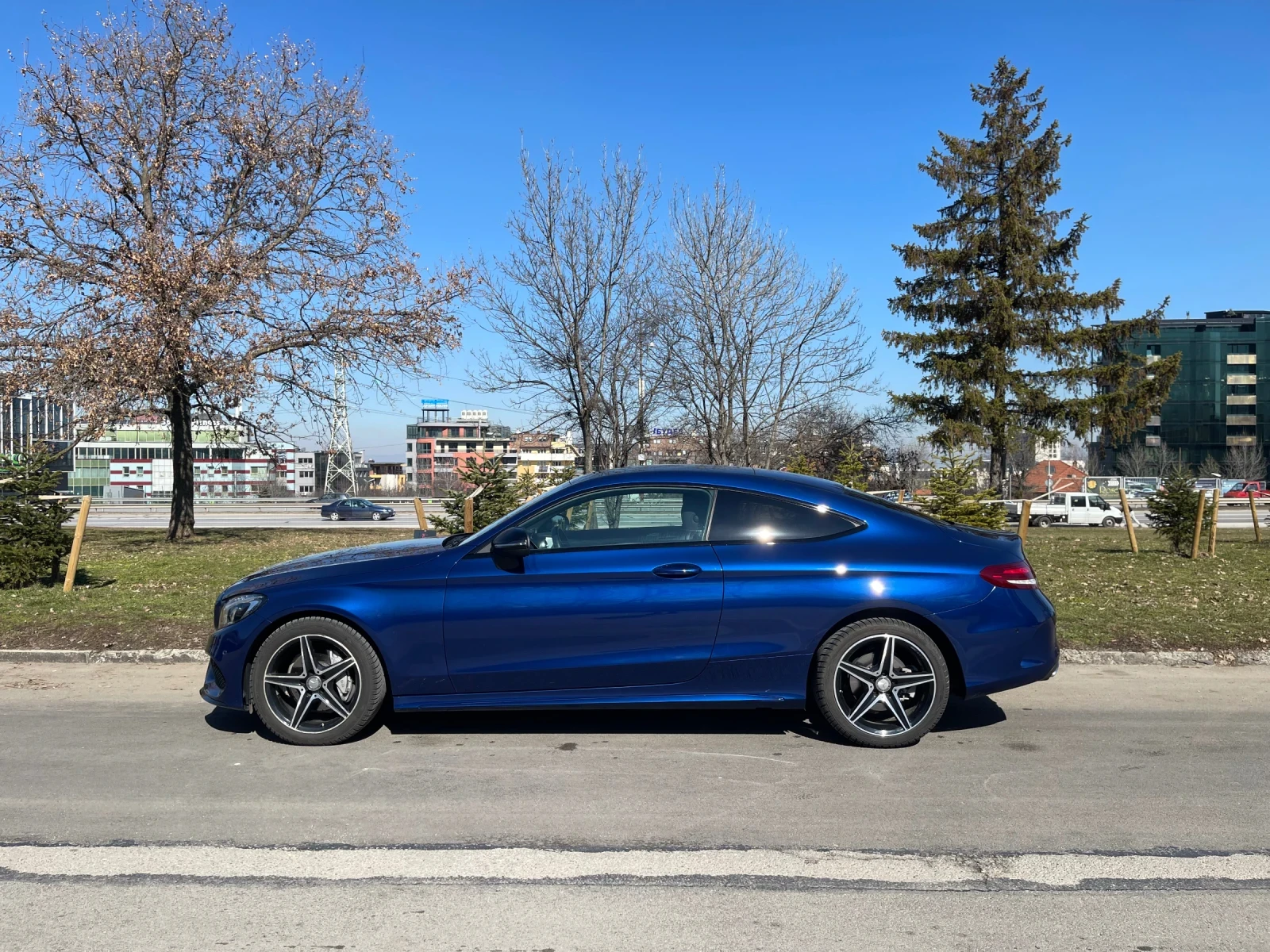 Mercedes-Benz C 180, снимка 4 - Автомобили и джипове - 56640861