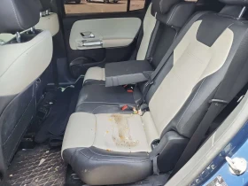 Mercedes-Benz GLB 250  PANO * CARFAX * ОПЦИЯ ЗА ФИНАНСИРАНЕ, снимка 12
