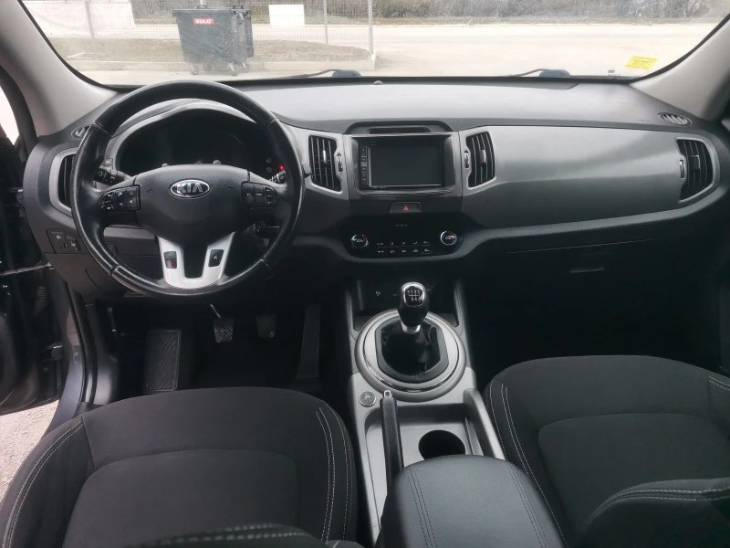 Kia Sportage 1.6 Gaz, снимка 9 - Автомобили и джипове - 48966529