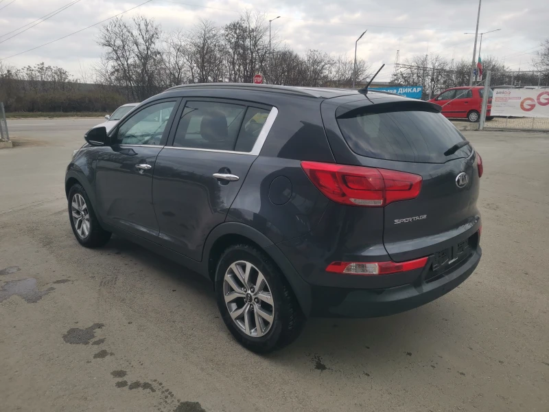 Kia Sportage 1.6 Gaz, снимка 7 - Автомобили и джипове - 48966529