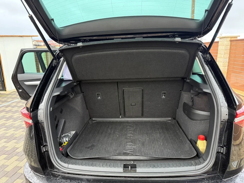 Skoda Karoq, снимка 13 - Автомобили и джипове - 52879261