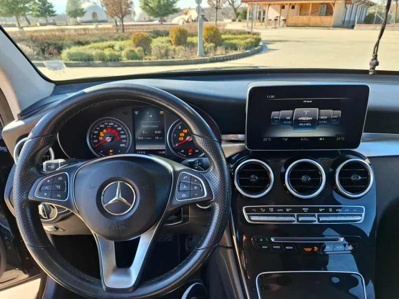 Mercedes-Benz GLC 220, снимка 15 - Автомобили и джипове - 53484396