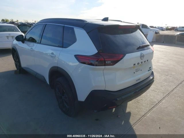 Nissan Rogue Минимална щета, Сервизна история!, снимка 7 - Автомобили и джипове - 48744220