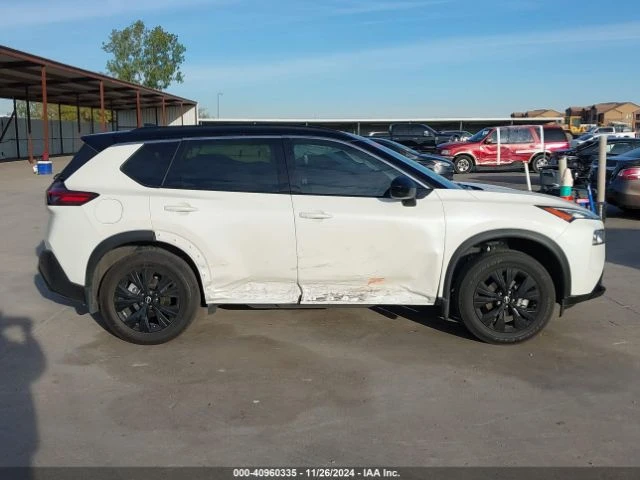 Nissan Rogue Минимална щета, Сервизна история!, снимка 3 - Автомобили и джипове - 48744220